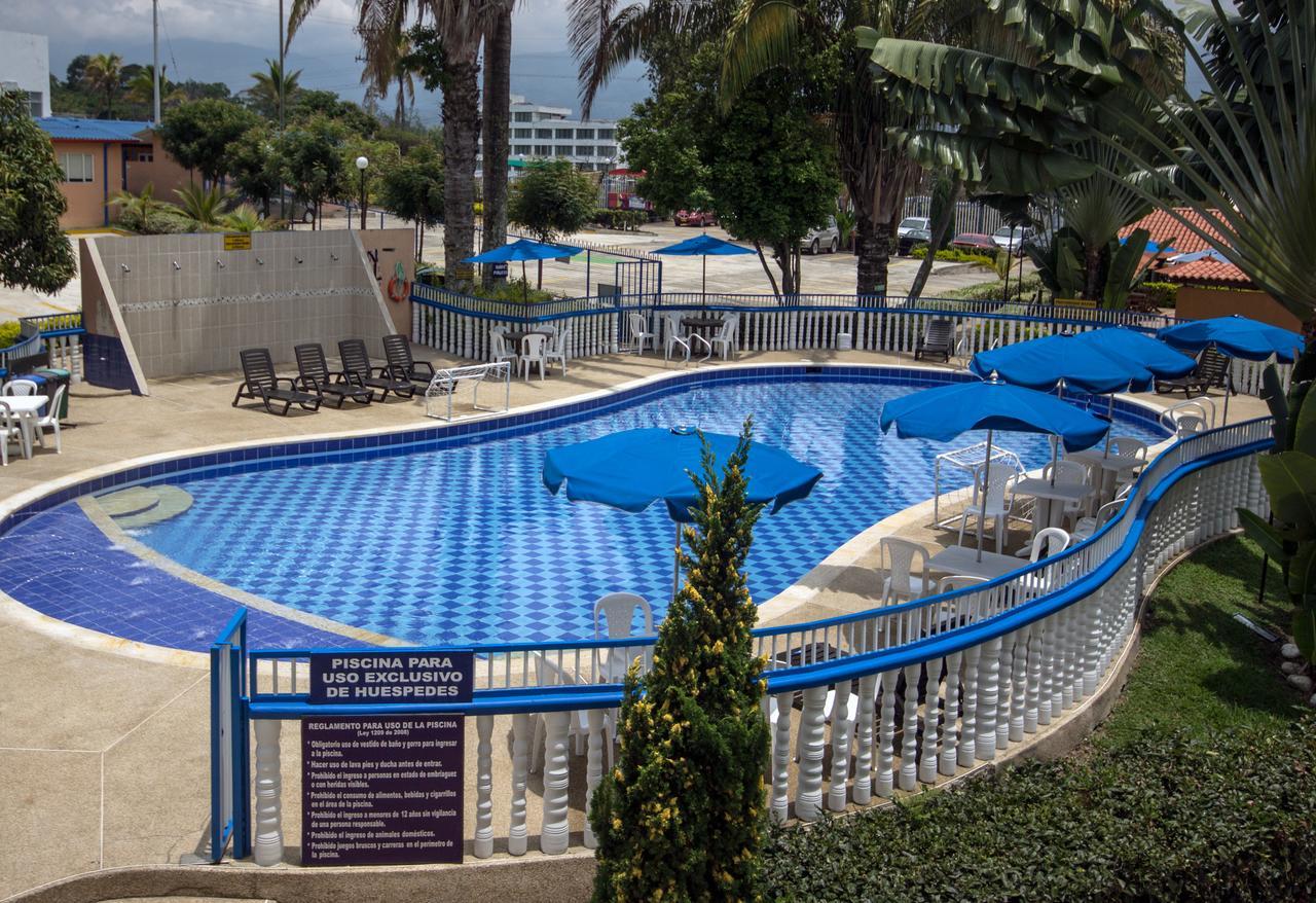 Hotel Chinauta Real Bagian luar foto